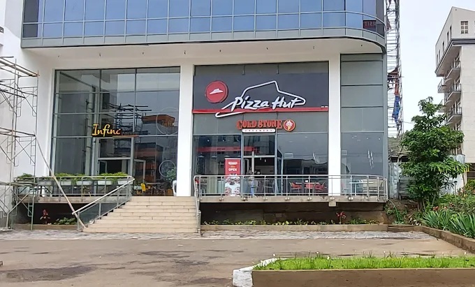 Pizza Hut Ceiling and Duct Work - Addis Ababa